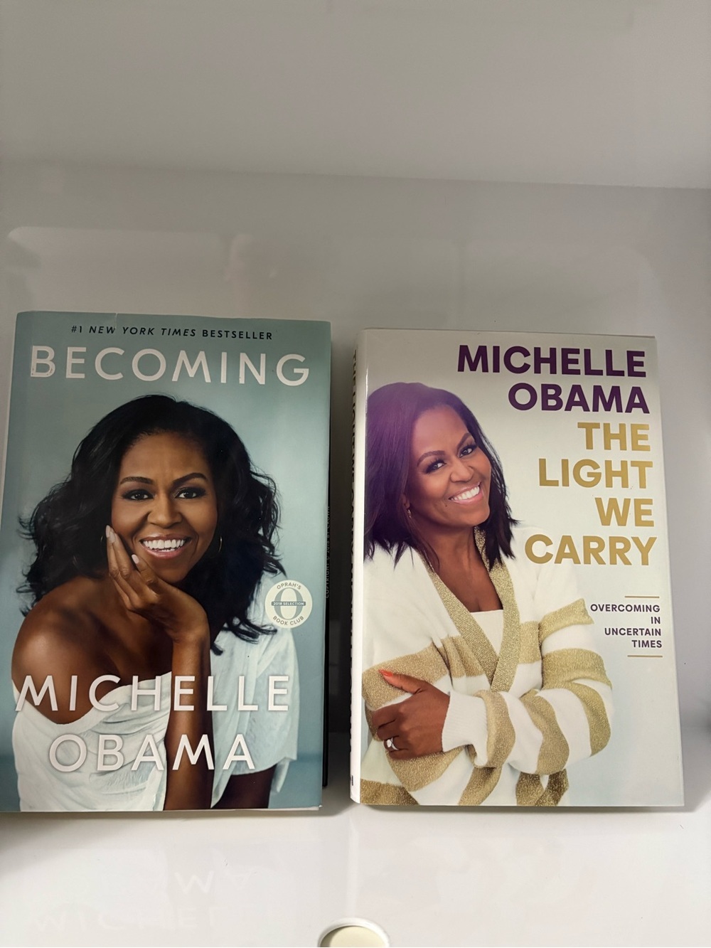 Michelle Obama Book Bundle Becoming and The Light we Carry